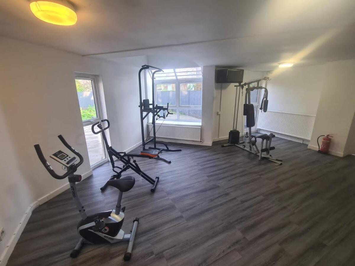 Furnished 1br With Free Parking And Wifi Apartment
