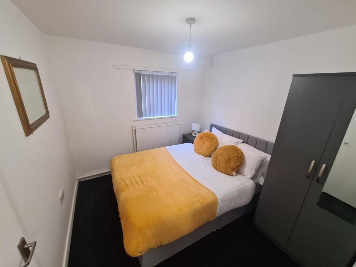 Apartment Furnished 1br With Free Parking And Wifi